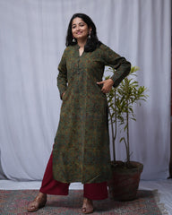 Vanya Ajrakh Cotton Green Straight Kurta